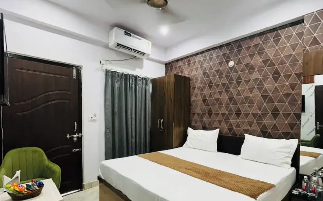 Hotel Vinayak Grand Varanasi