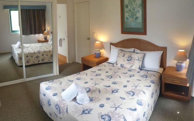 Sailfish on Fraser – Guest Rooms – Maheno