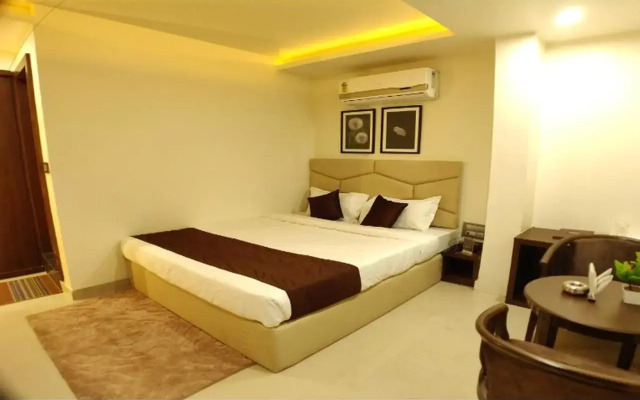 Hotel Jalsa Bhopal