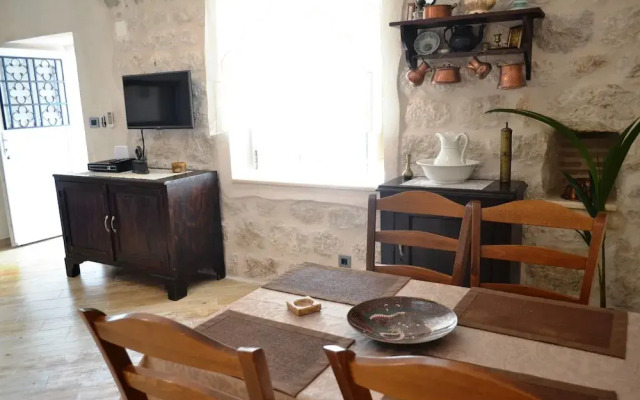 Apartments Konoba 224