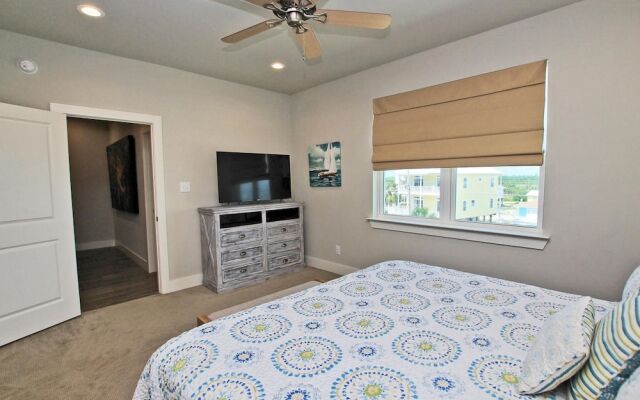 Romeo Beach by Youngs Suncoast