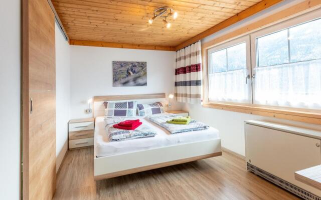 Romantic apartment in Bramberg with garden
