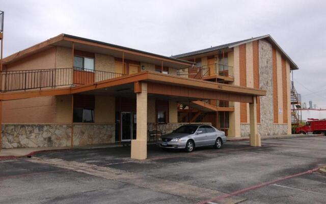 Knights Inn Fort Worth