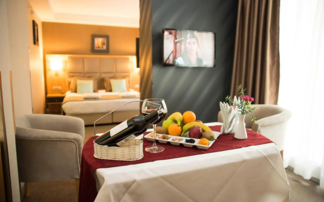 Efeler Hotel