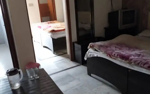 Shah Guest House Nainital by Goroomgo