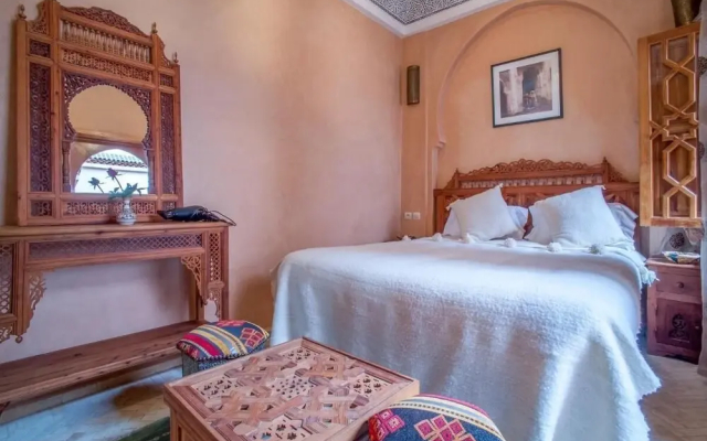 Riad Lakouas- Cannelle Room