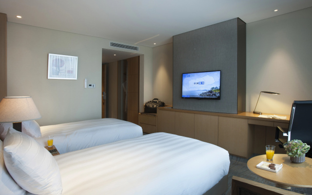 Lotte City Hotel Jeju Airport