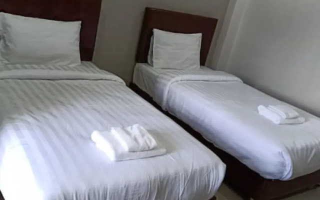 V2 hotel