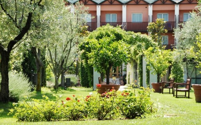 Iseolago Hotel
