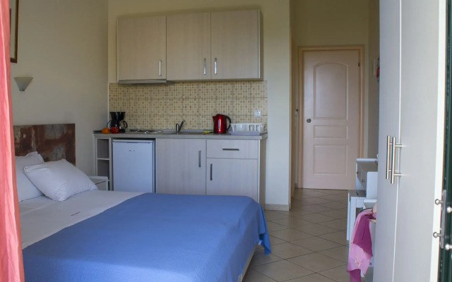 Hotel Loukas Vrachos