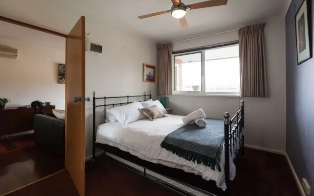 ELEANOR, 1BDR Fitzroy North Apartment