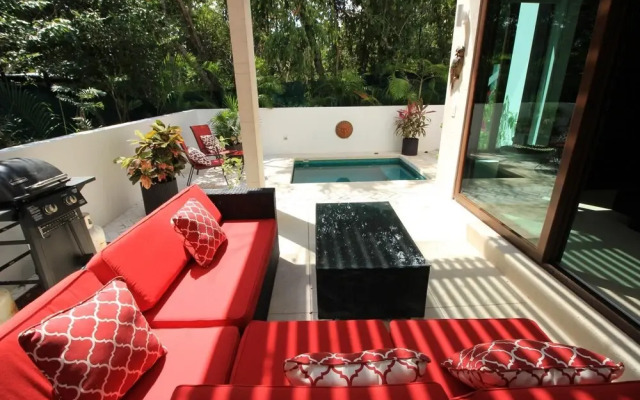 Marvelouse House Plunge Pool Rooftop Terrace Jacuzzi in Bahia Principe