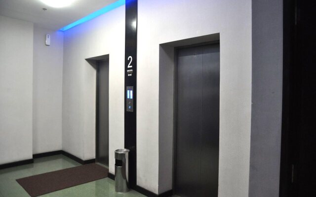 Hotel DreamWorld North EDSA