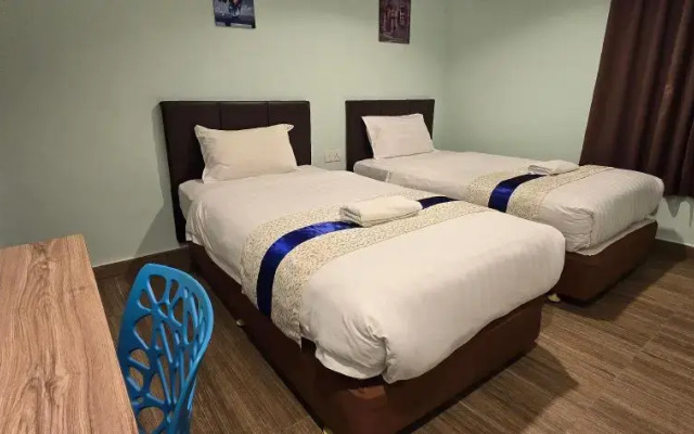 Summer Hotel