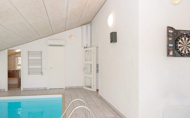 10 Person Holiday Home in Ebeltoft