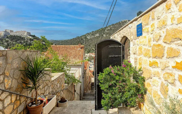 Villa Capitis in the Centre with luxury pool