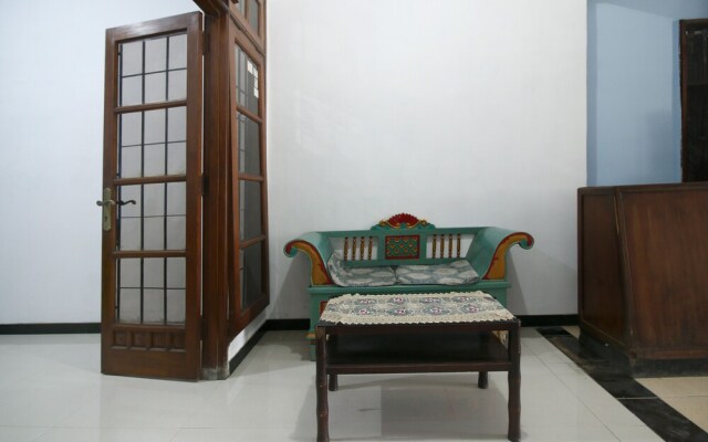 Airy Eco Syariah Rungkut Raya Medokan Sawah 28 Surabaya