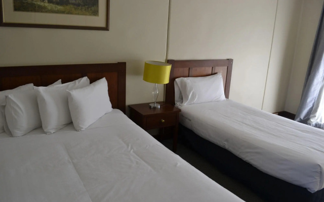 Sunnymead Hotel – Guest Rooms – Aireys Inlet