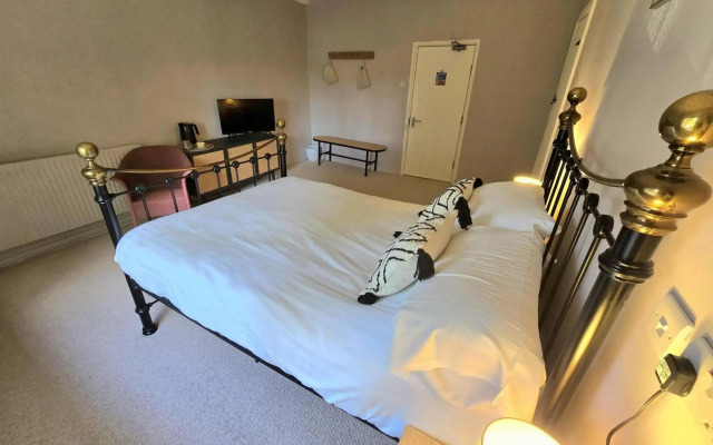 The Ostrich Castle Acre Pub