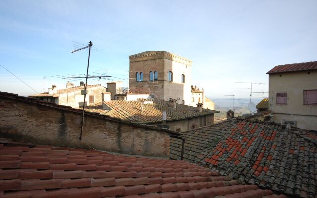 A La Casa Dei Potenti