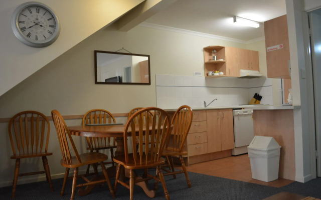 Rainbow Getaway Holiday Apartments