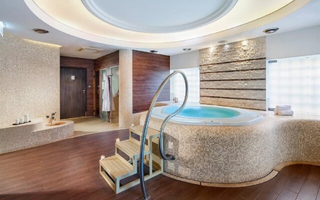 Hotel Rozany Gaj