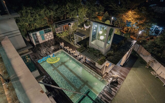 25000sqft Grand Luxe Villa PJ 13BR 42Pax