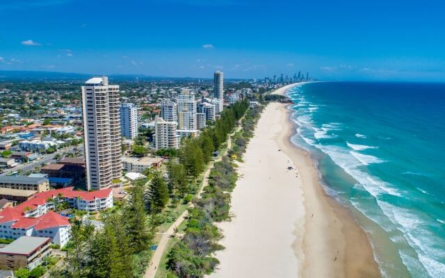 Burleigh Esplanade Beachfront Apartments