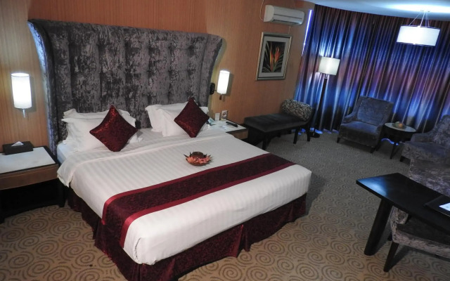 Crown Vista Hotel