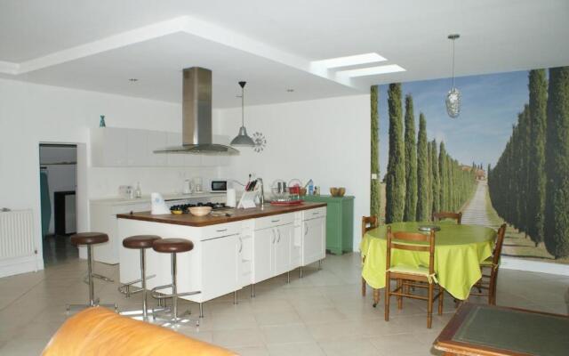 Spacieuse maison de village avec jardin patio