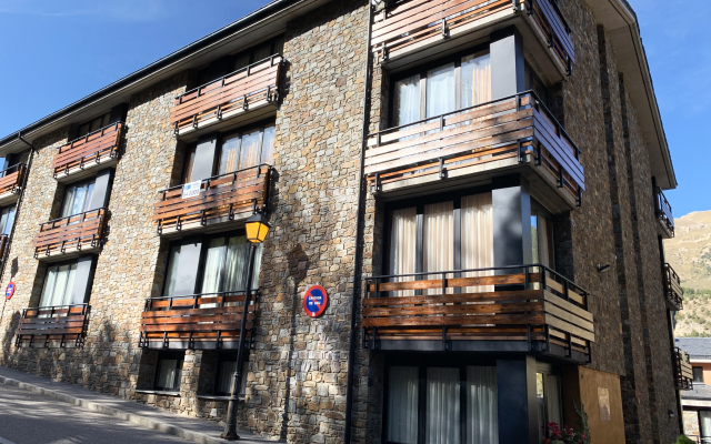 Apartamentos Canillo Ribagrossa 3000