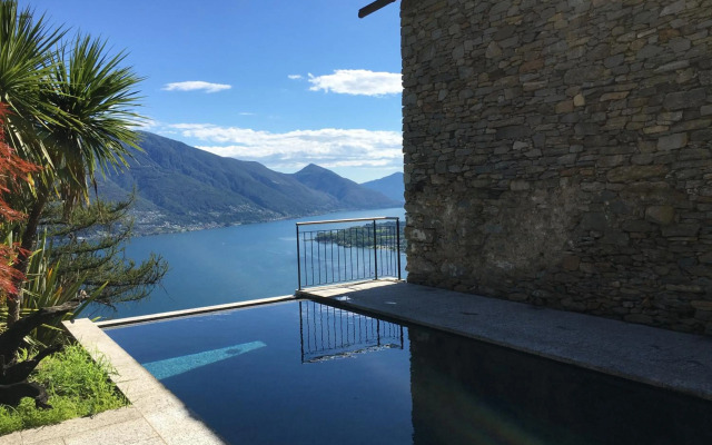 Rustico RESA: Brione sopra Minusio