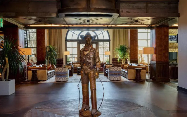 Hotel Drover, Autograph Collection