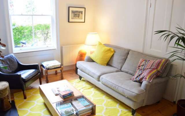 2 Bedroom Home in Stoke Newington