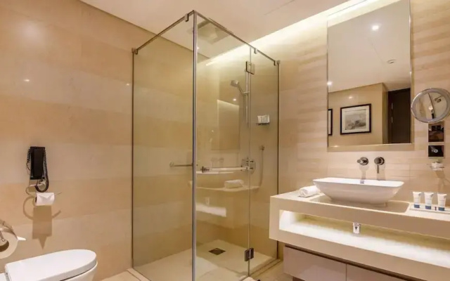 Luxury 1BR Apartment Close to Top Attractions