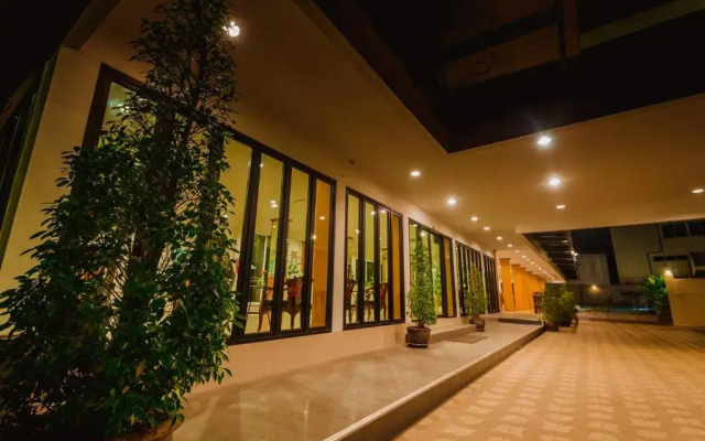 TH Beach Hotel