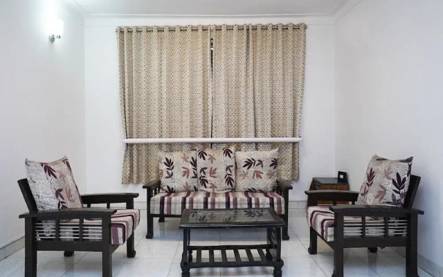 OYO 23239 10 Blossoms Service Apartments