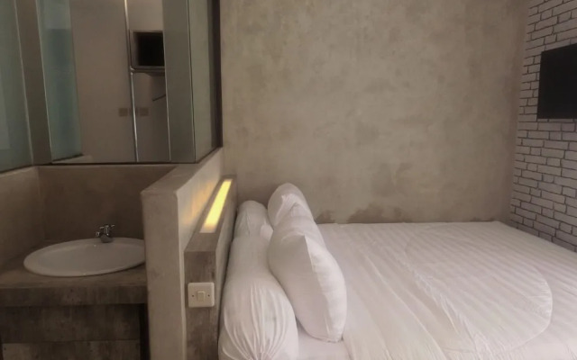 Dparagon Gajah Mada