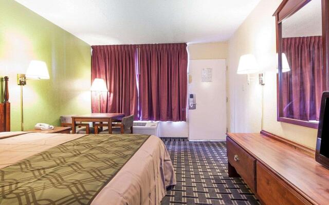 Econo Lodge Cleveland