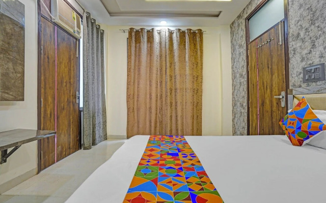 Fabhotel Shubh Palace