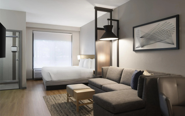 Hyatt Place Dallas/Park Central