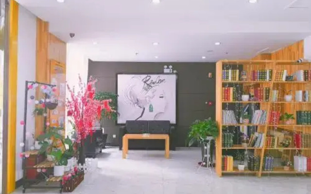 7Days Premium Dalian Airport