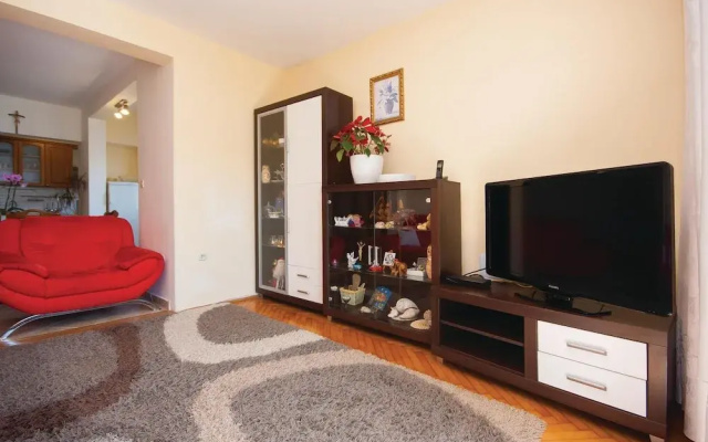 Awesome Home in Brodarica With Wifi and 3 Bedrooms