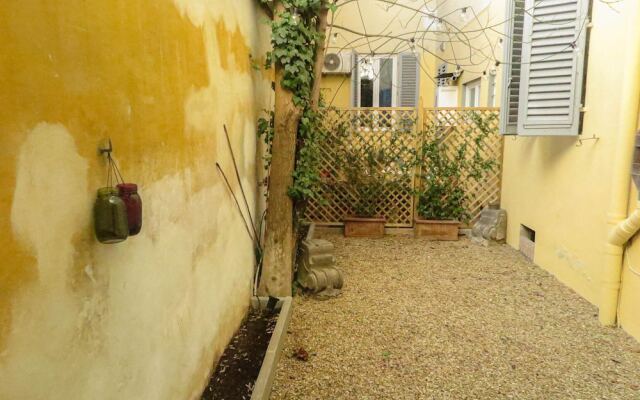 Wine Apartments Florence Biancone