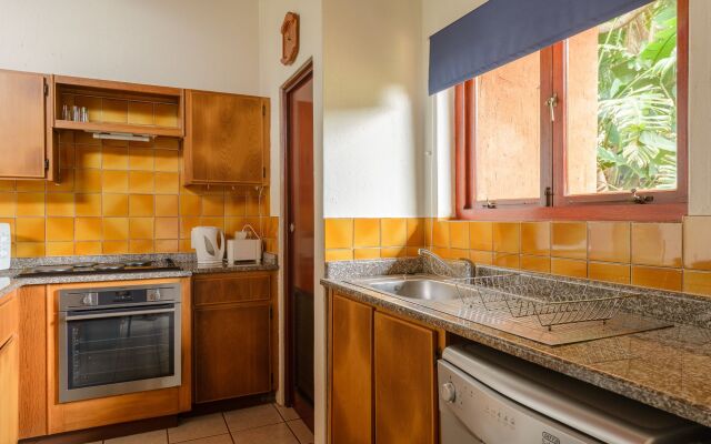 San Lameer Villa Rentals 3311