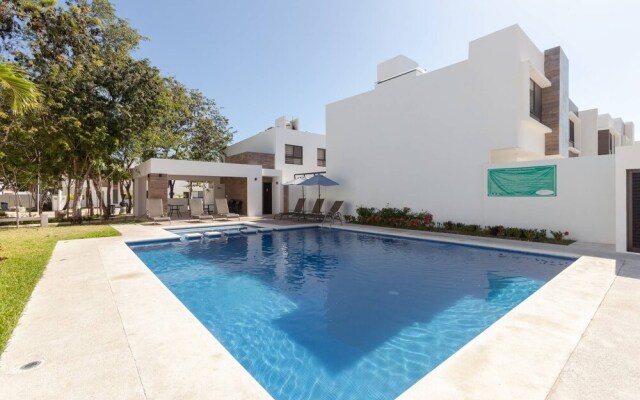 Pu-kka House By Perlitas Home