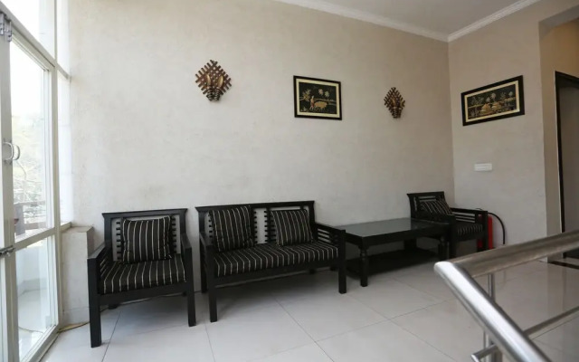 OYO 35823 Hotel Blumango