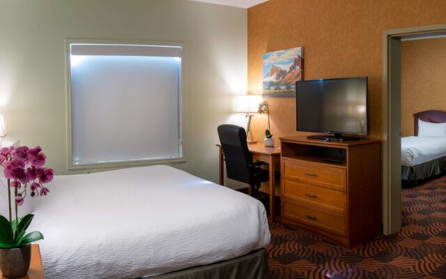 Service Plus Inns and Suites Calgary