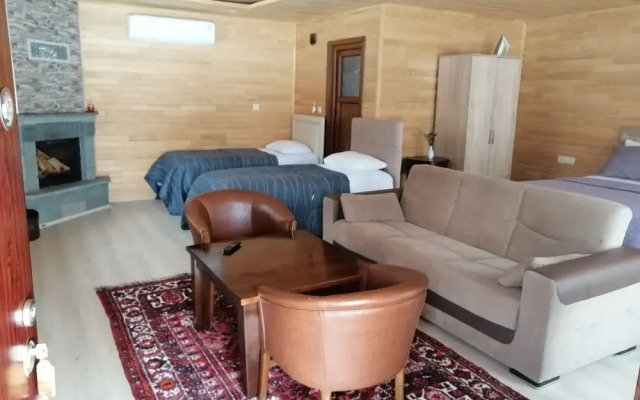 Pinar Kir Evi
