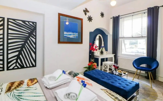 31 Southhams Lodge